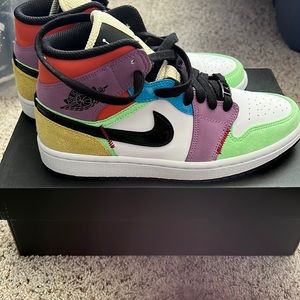 Womens Air Jordan 1 Mid SE Lightbulb